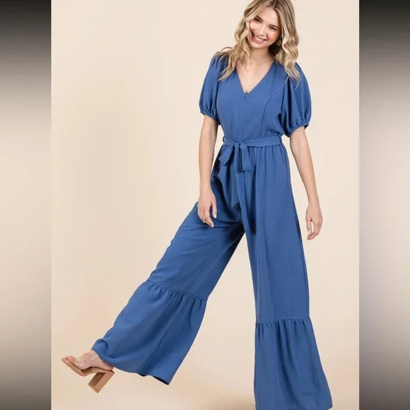 Last 1️⃣. Belted wide leg Jumpsuit. New - Picture 4 of 4